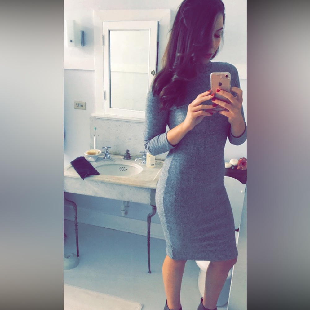 Lulu’s Grey Sweaterdress